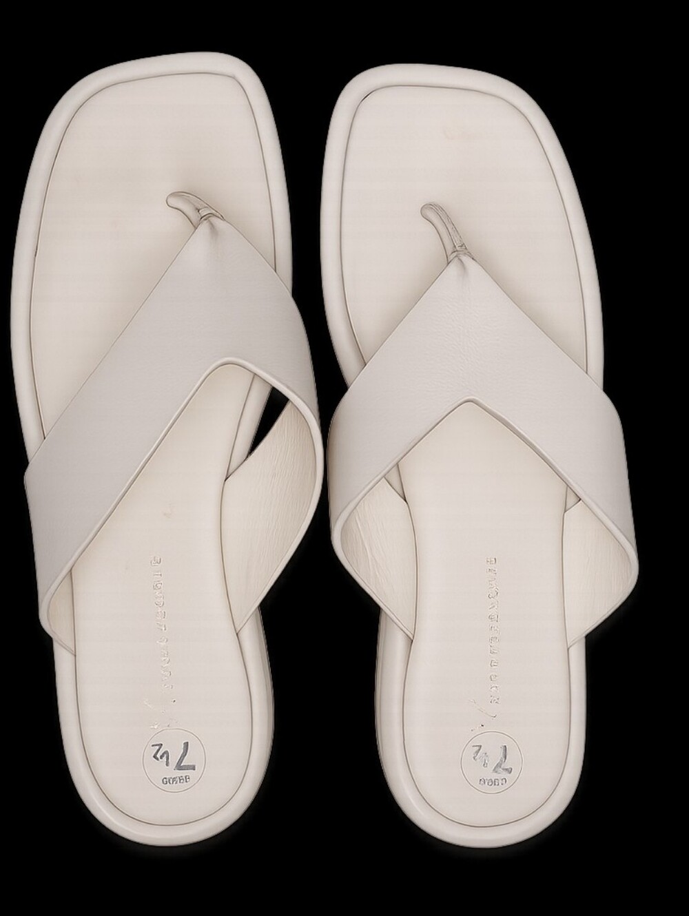 Like New‎ Anthropologie Ivory Leather Thong Sandals Size 7.5